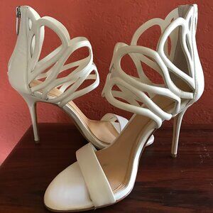 Vince Camuto Pure White Pearlized Napa Leather High Heel Sandals Size 6